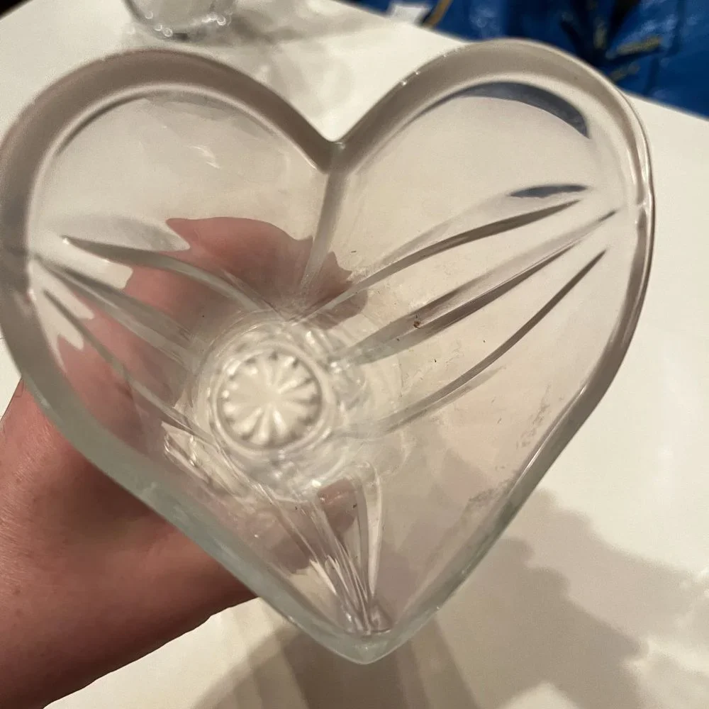 Vase - Heart Shaped‎ Vase